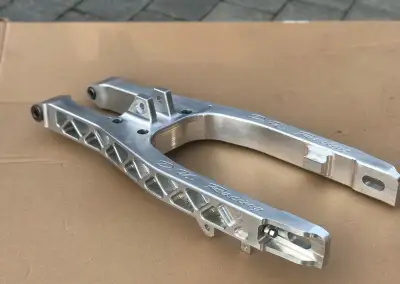 Prodloužená kyvná vidlice Yamaha YZ 65