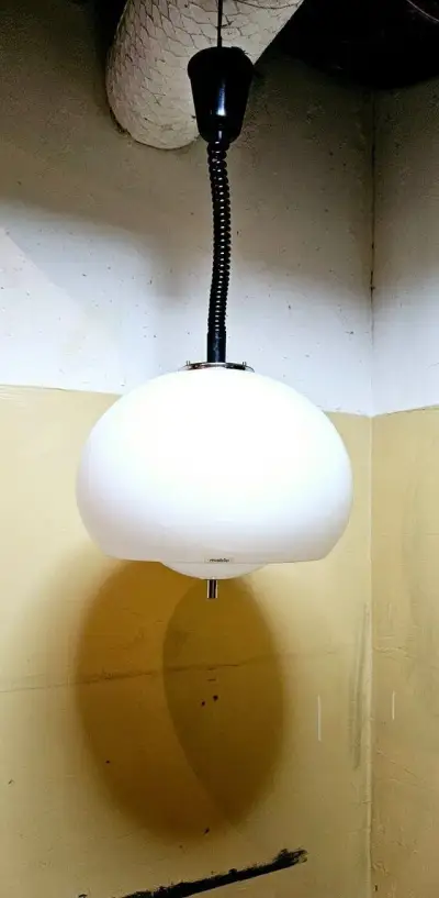 Biely stahovaci luster Meblo