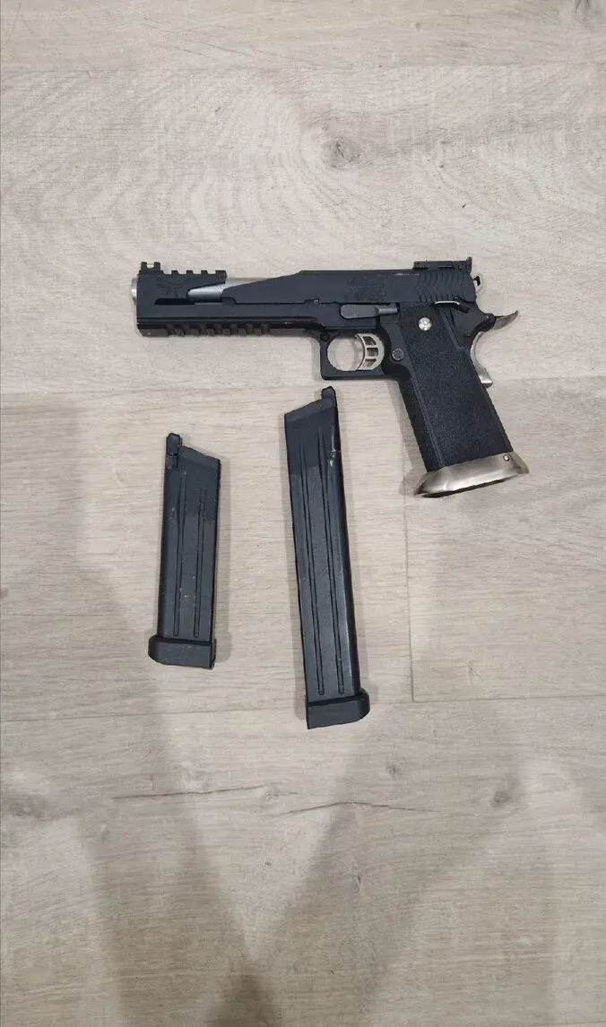 Airsoftová replika Hi cappa TREX 6" Competition