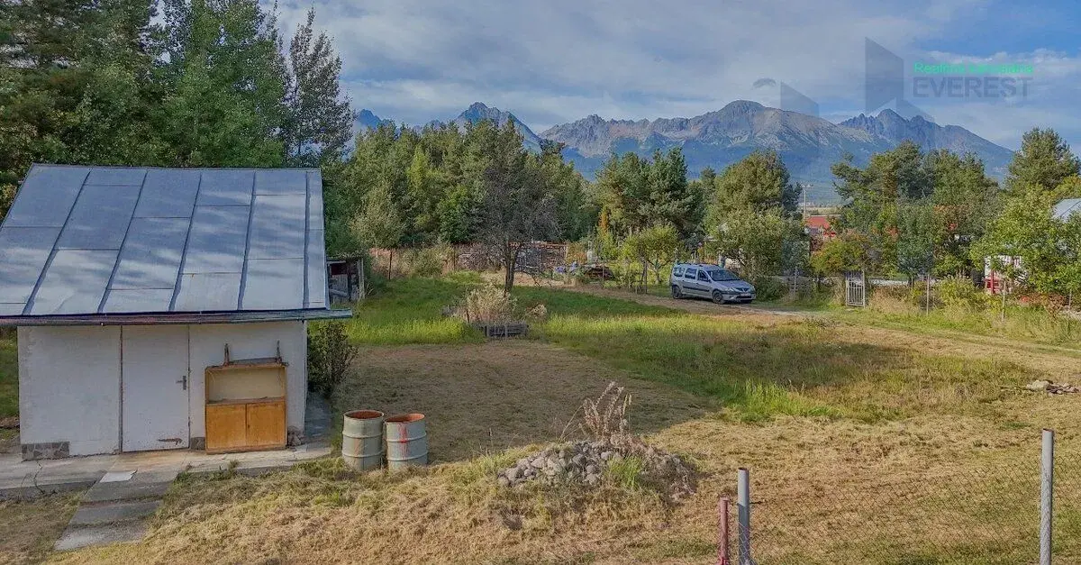 Záhrada s plochou 883m2, Svit - Osobné vlastníctvo
