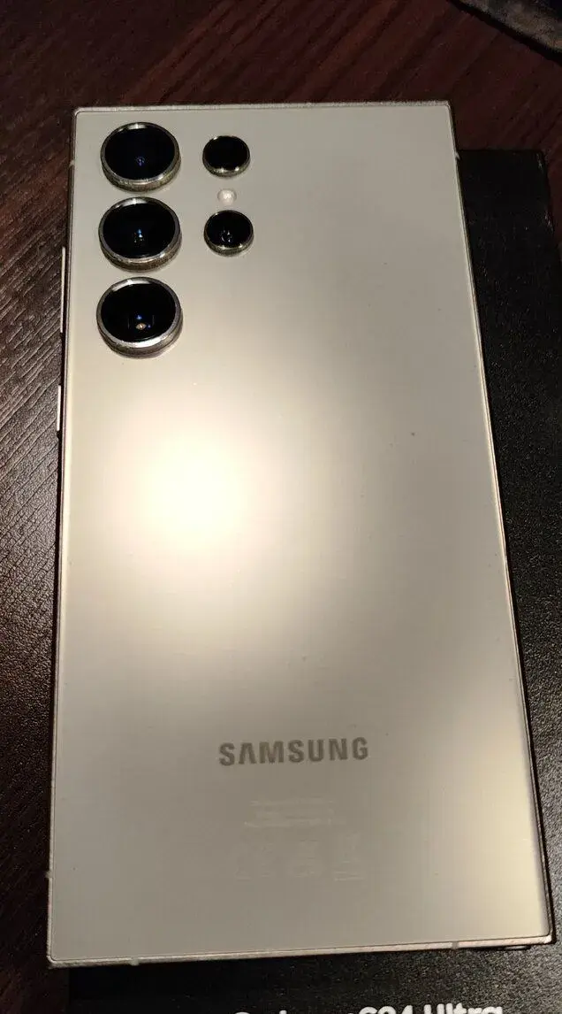 Samsung Galaxy S24 Ultra 256Gb/12Gb Titanium Gray