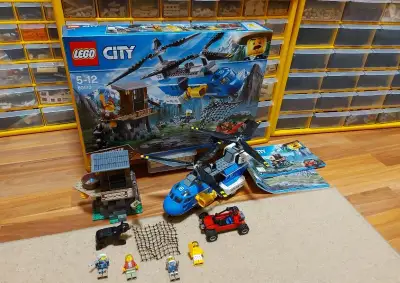 LEGO City 60173 Zatknutie v horách