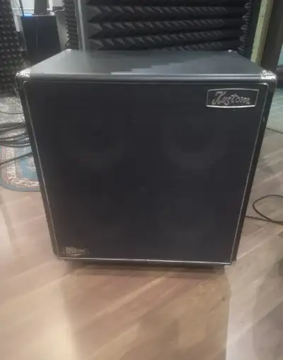 Deep End basgitarový box 4x10