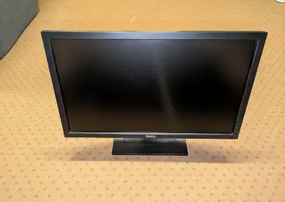 23" Kancelársky monitor Dell E2311Hf