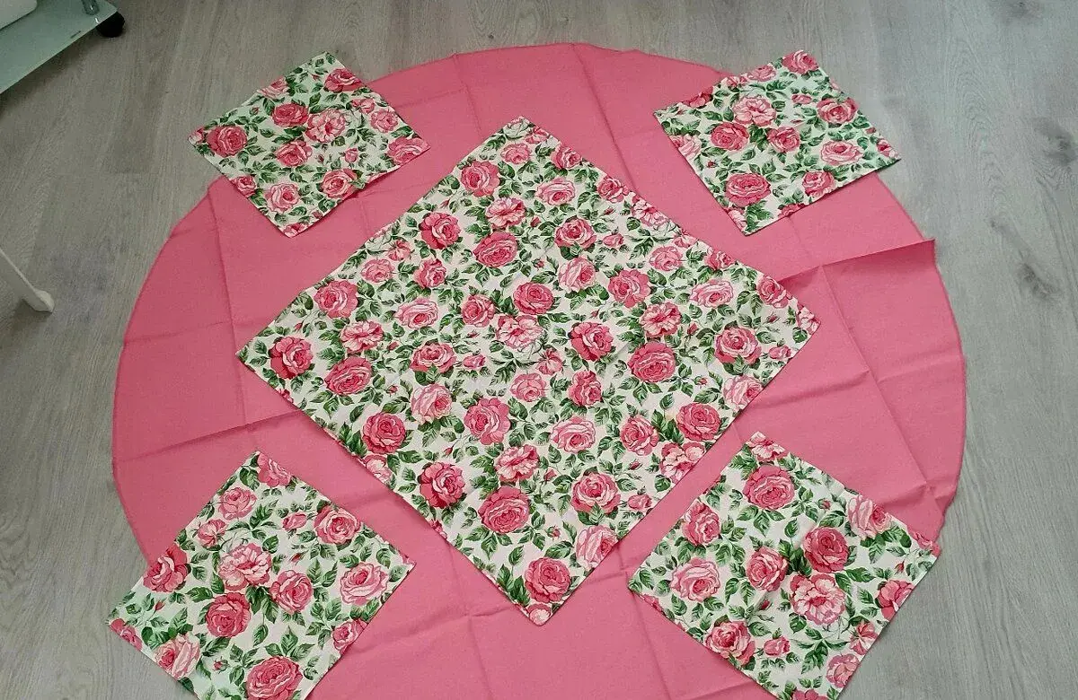 Nový set na okrúhly stôl - 6ks
