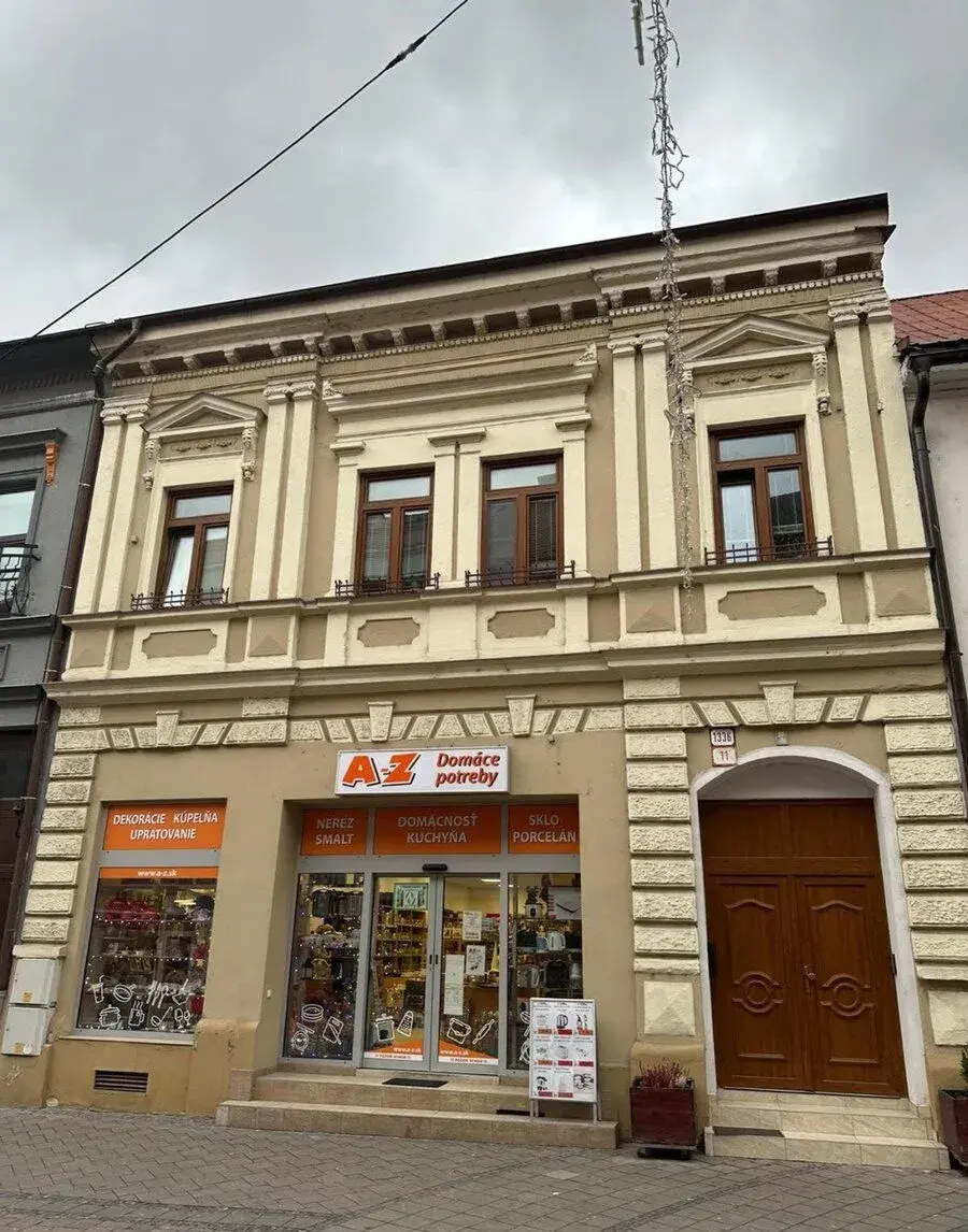 PRENÁJOM: Obchodný priestor 158m2 - Mostová ulica, Ružombero