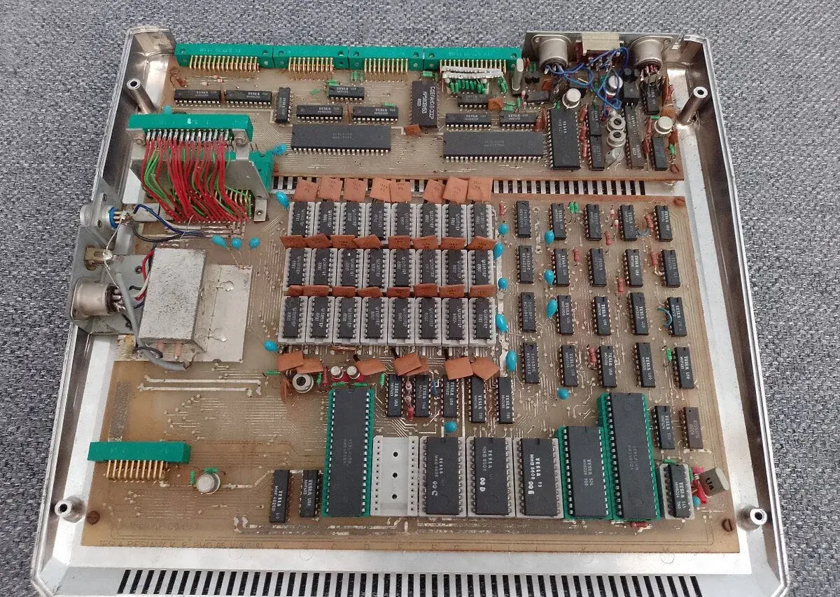 PMD85 spodna cast
