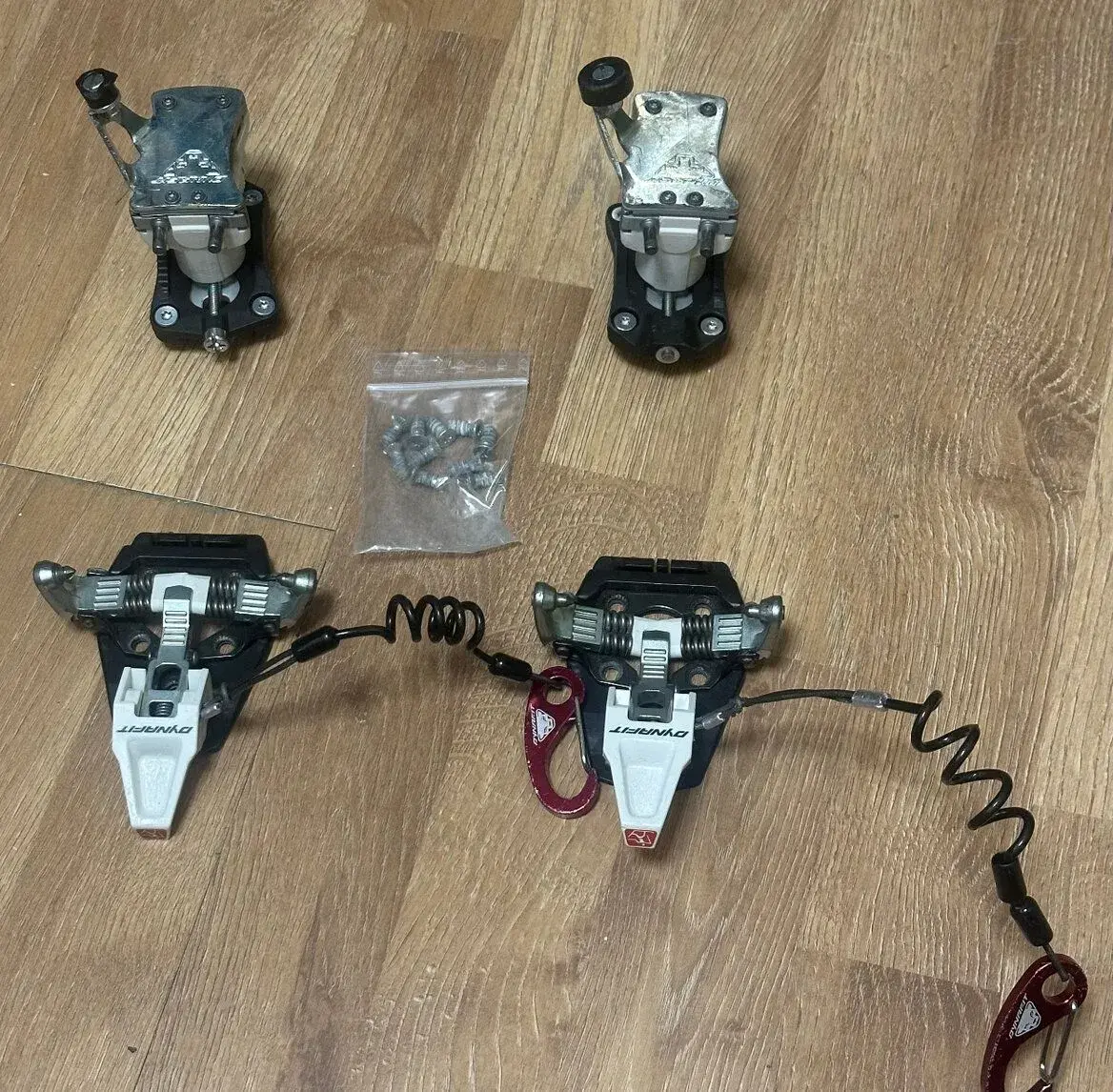 Viazanie Dynafit Superlite