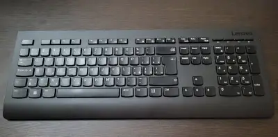 Klávesnica Lenovo Professional Wireless keyboard