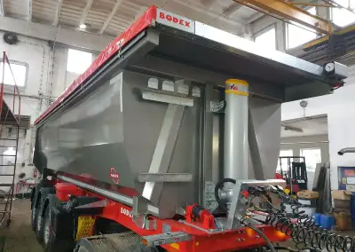 BODEX Hardox 450 - 27m3/4 mm el.strecha