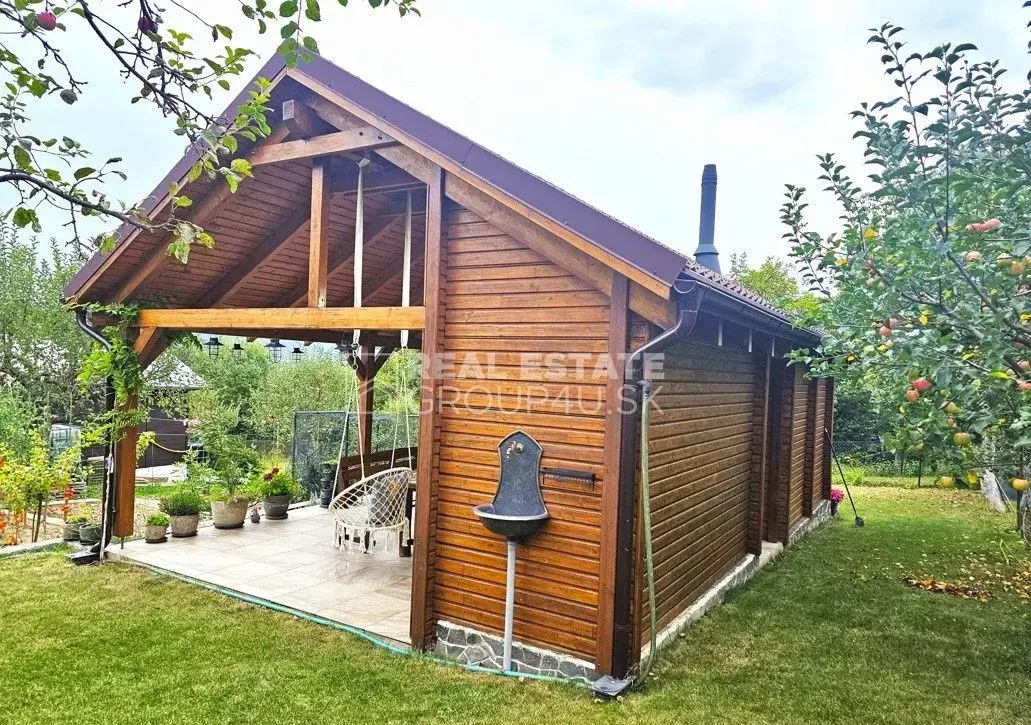 PREDAJ - ZÁHRADNÁ ZRUBOVÁ CHATA - Kalvária , P.B.