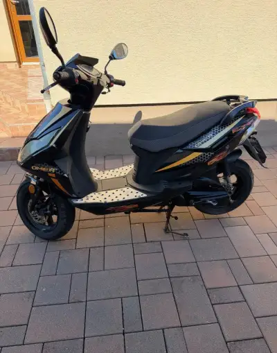 Skúter 50ccm