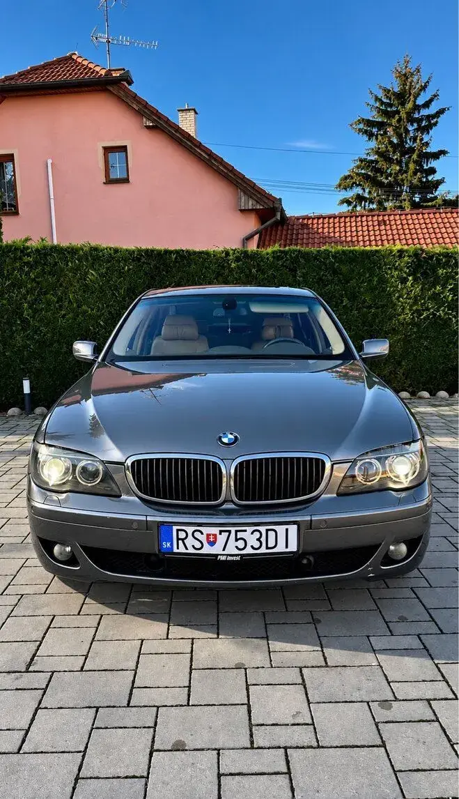 BMW E65