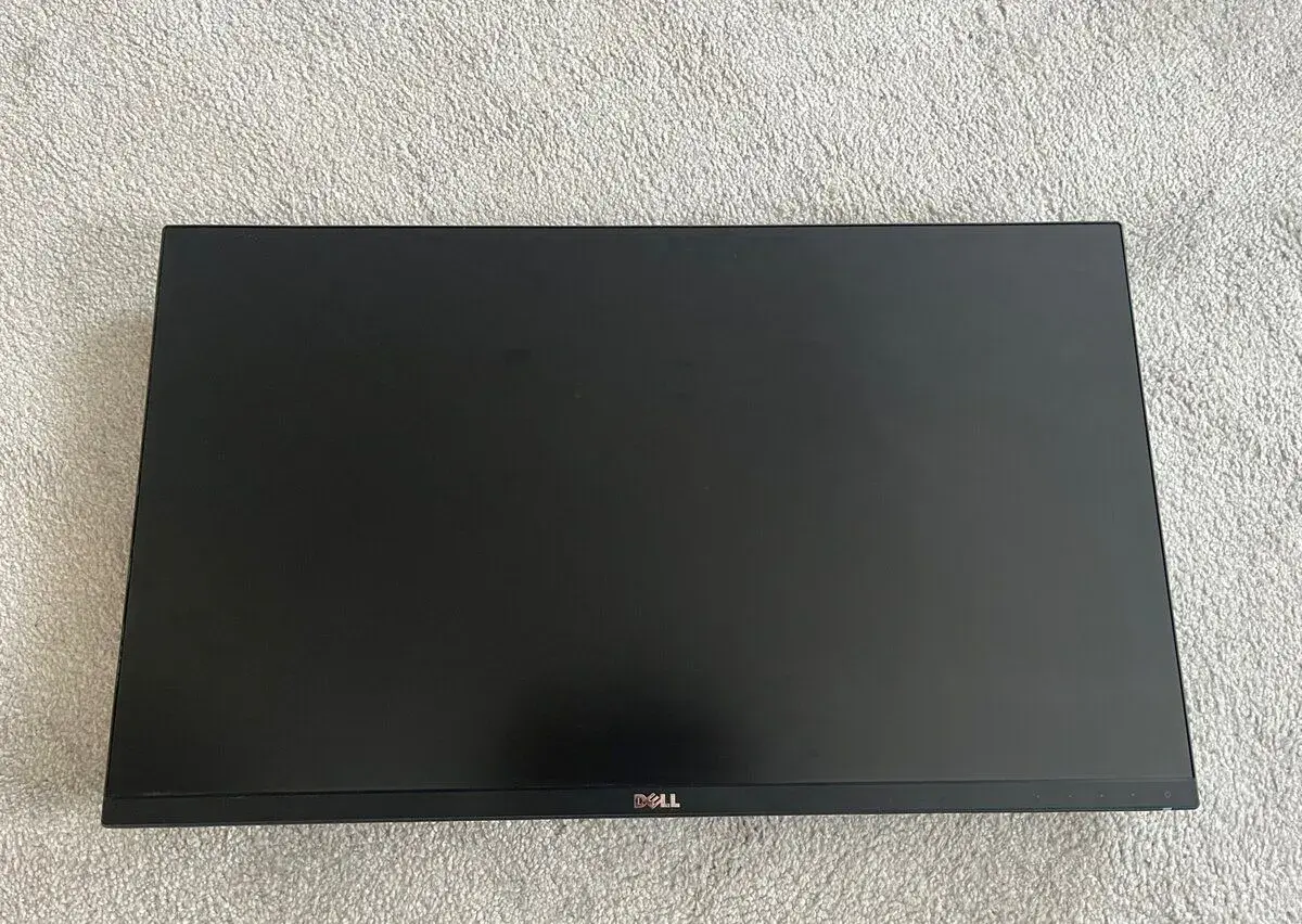 Dell U2715HC