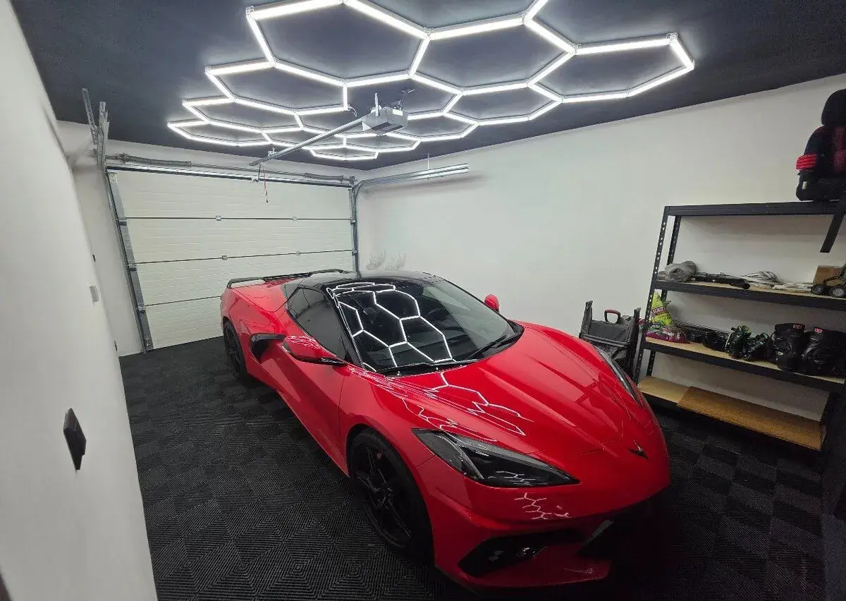 Prenajom auta svadba zażitkova jazda corvette c8