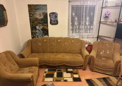 Rozkladaci gauc s kreslami