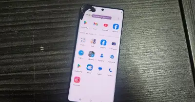 Poškodená Motorola G85 - puknutý lcd