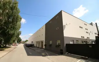 Na predaj | Garáž v garážovom dome - L. Novomeského, Pezinok