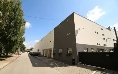Na predaj | Garáž v garážovom dome - L. Novomeského, Pezinok