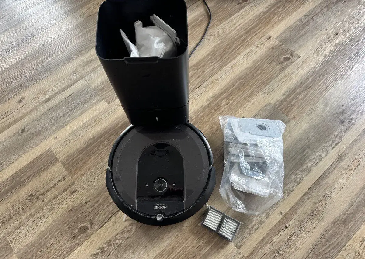 Robotický vysávač IRobot roomba i7 + mopovač