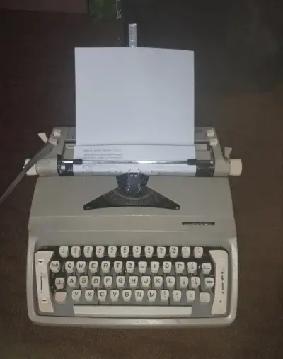 Písací stroj Consul