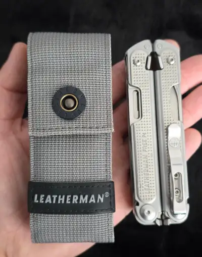 LEATHERMAN FREE P4