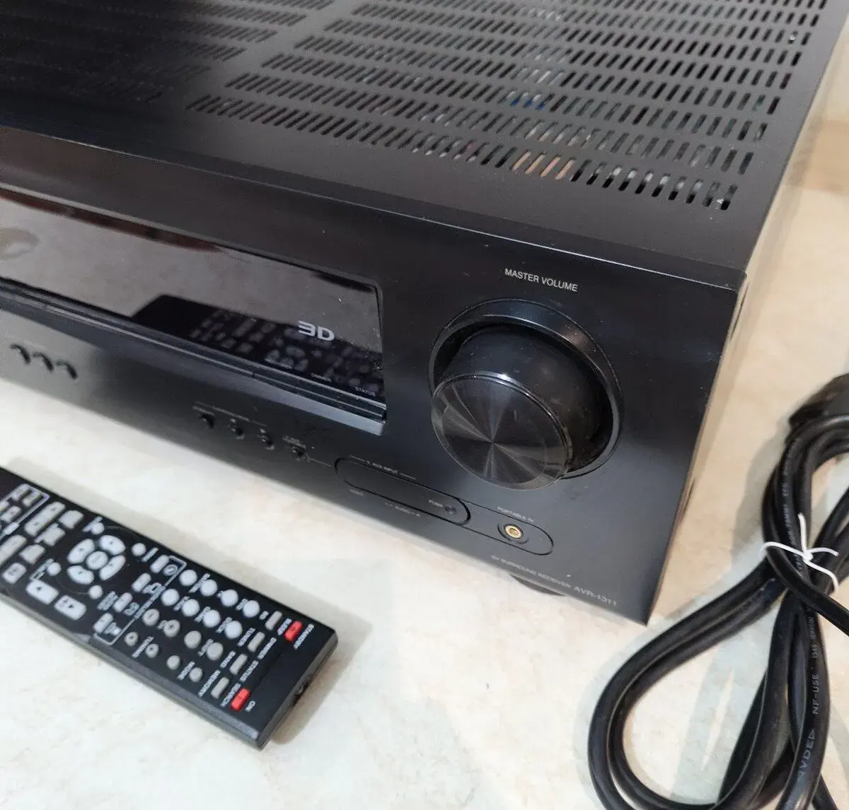 Denon AVR-1311 – AV receiver 5.1, plne funkčný, s diaľkovým