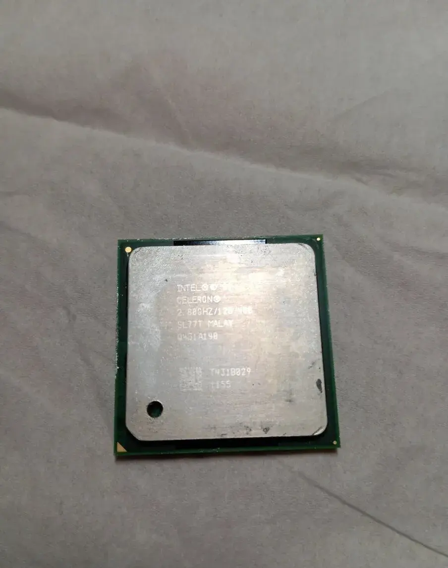 Intel Celeron D 340 (2.80 GHz, LGA 775) – retro / náhradné d