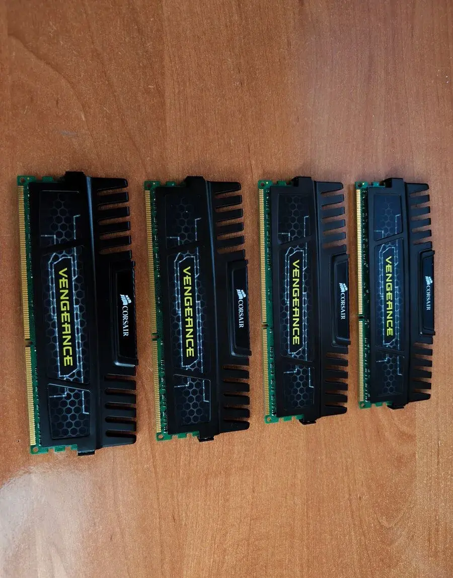 Corsair Vengeance DDR3 16GB (4x4GB)