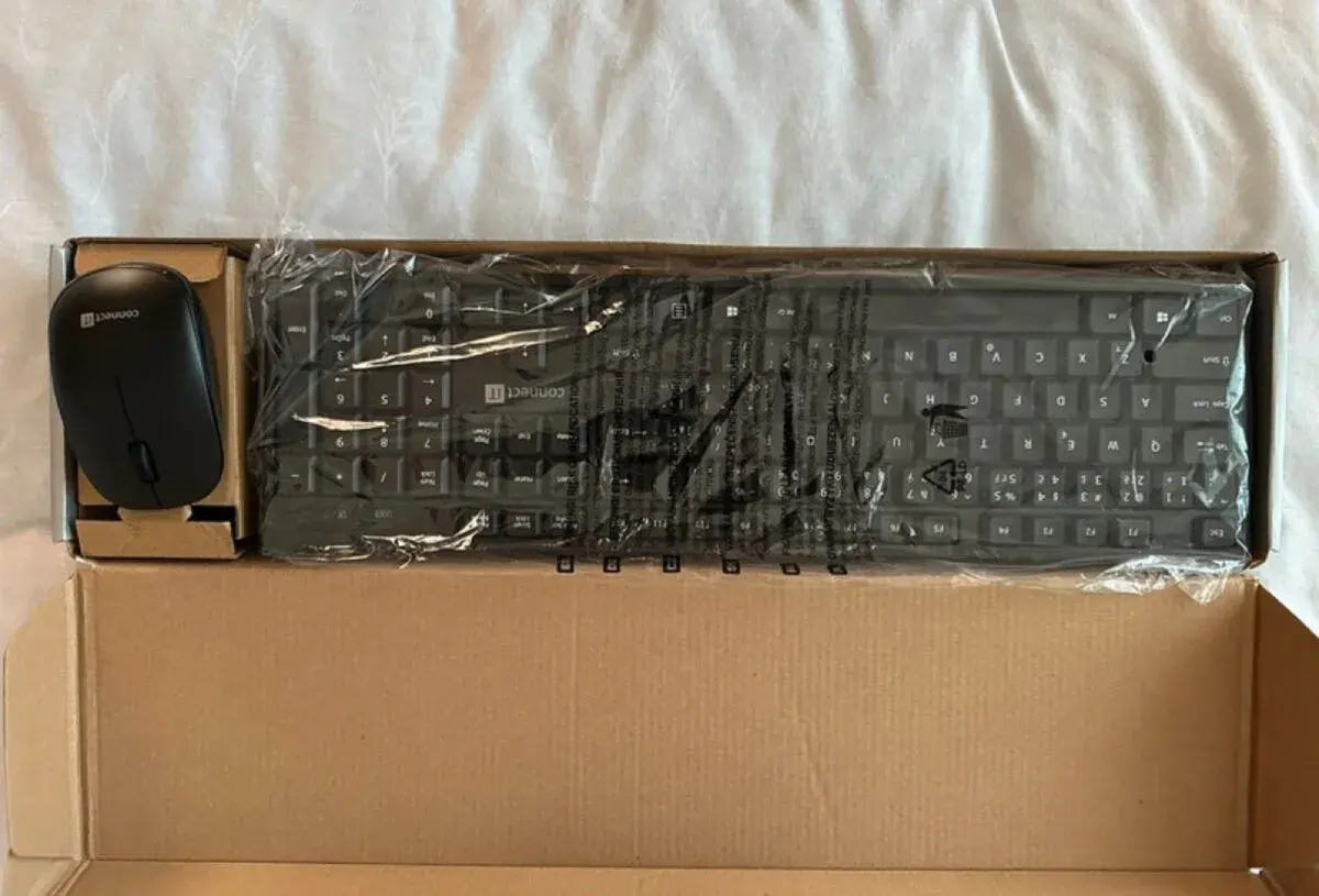 Bezdrotova klavesnica a mys connectIT