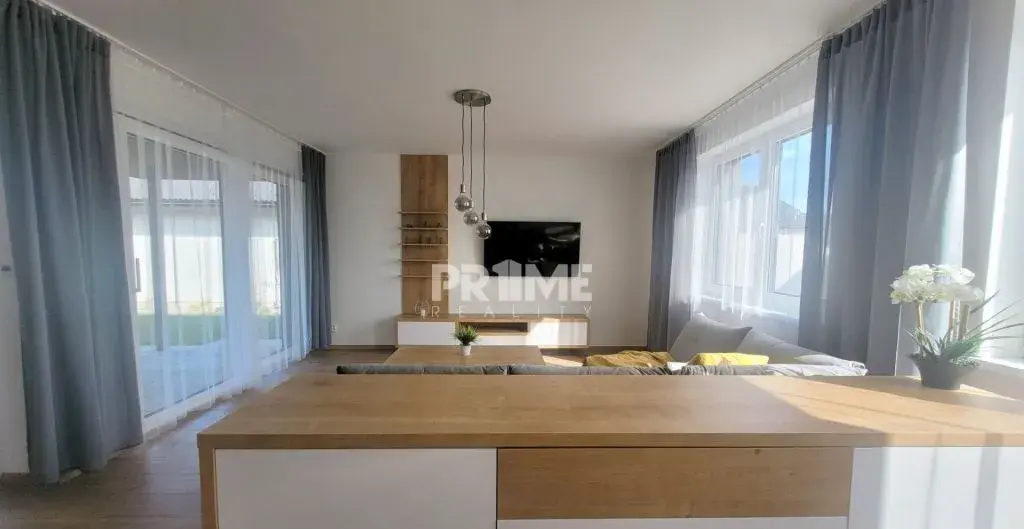 MODERNÝ 4i RD, ZÁHRADKA (400 m2), 2 x PARKING, Lúčna ulica,