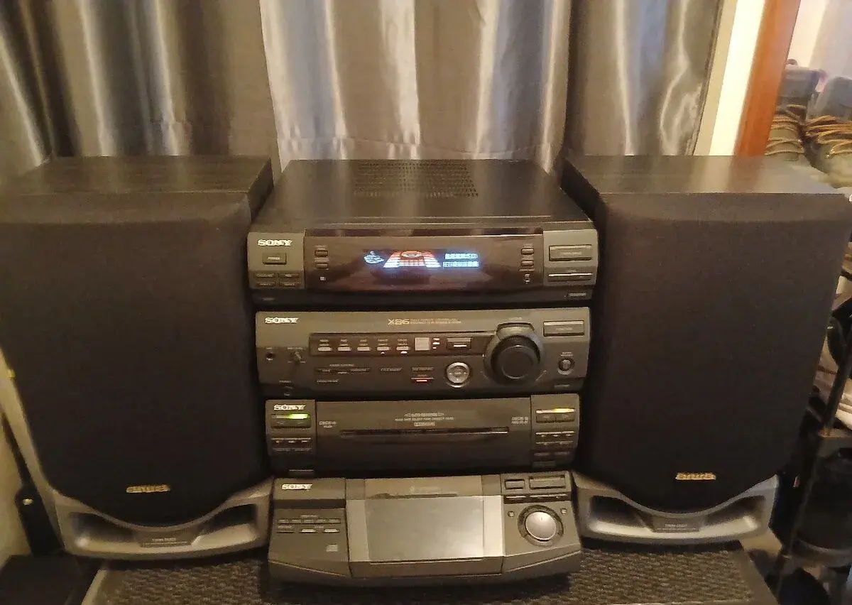 VEZA SONY XB 6.