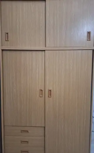 Šatníková skriňa