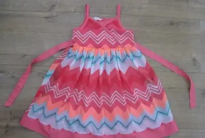 Slávnostné šaty H&M v. 122