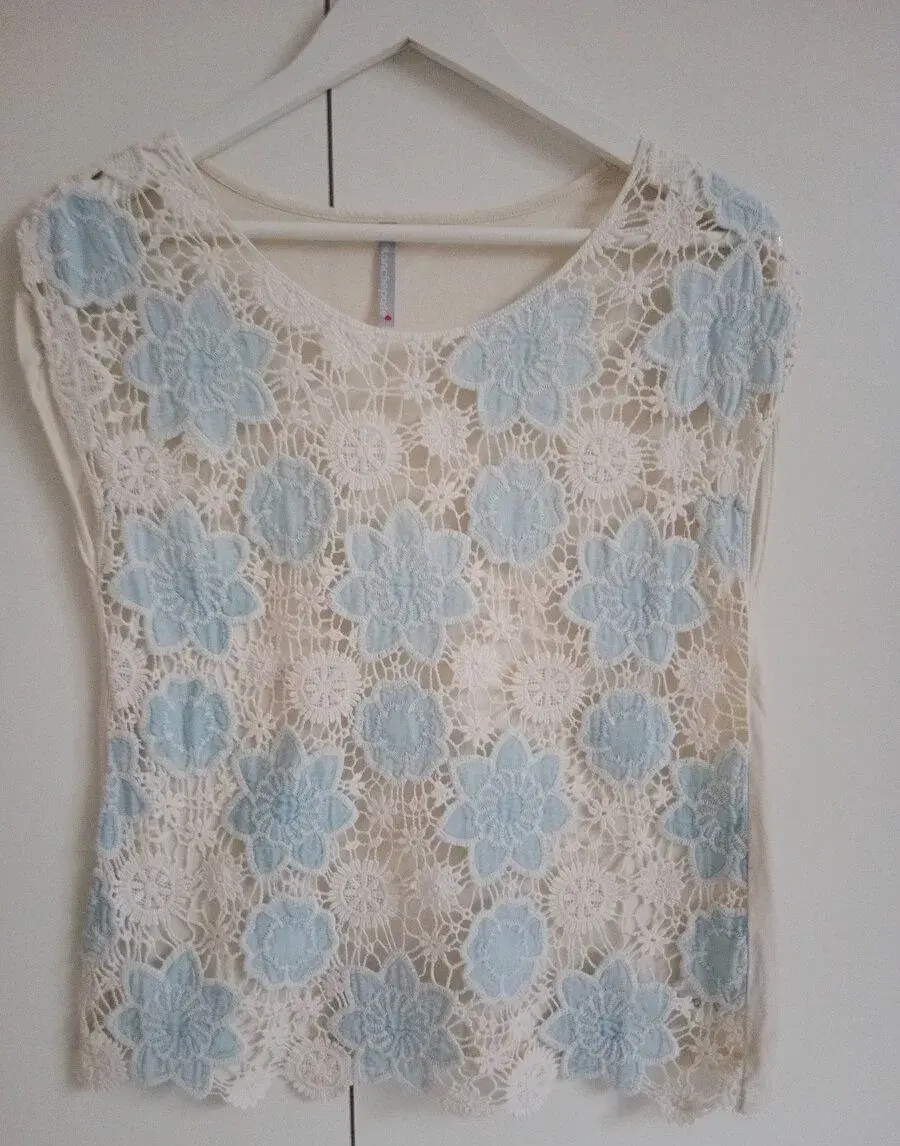 Letná blúzka/tričko s macramé čipkou