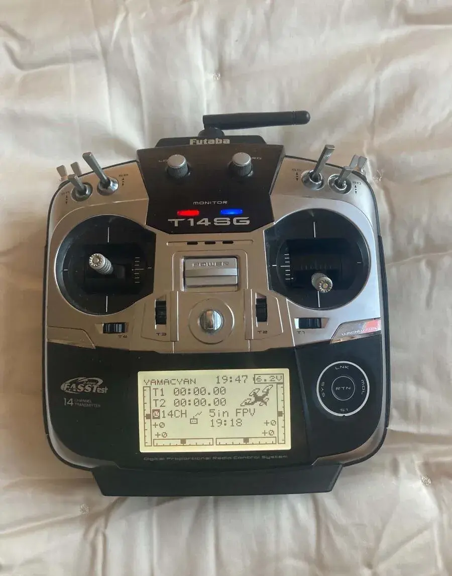 Futaba T14 SG