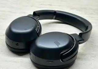 JBL Tour One M2