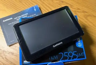 GARMIN NUVI 2595 EU GPS navigácia s najnovšou mapou 2026.