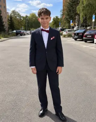Luxusný vlnený oblek MIKÄ RAUTA + kožené topánky Lasocki (ve
