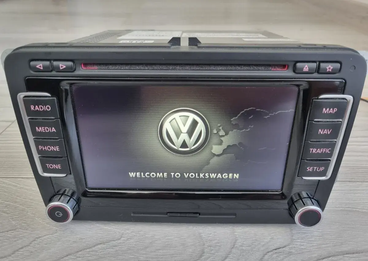 VW RNS510 2014 Navigácia LED Mapy V17 2020