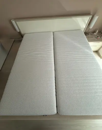 2 matrace ako nové 90x200
