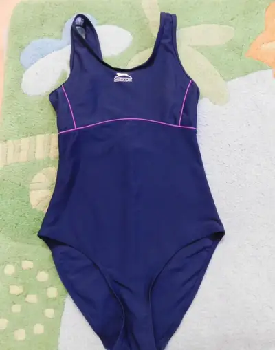 Športové plavky Slazenger veľ. 36 modré