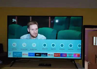 Samsung UE49NU7172U