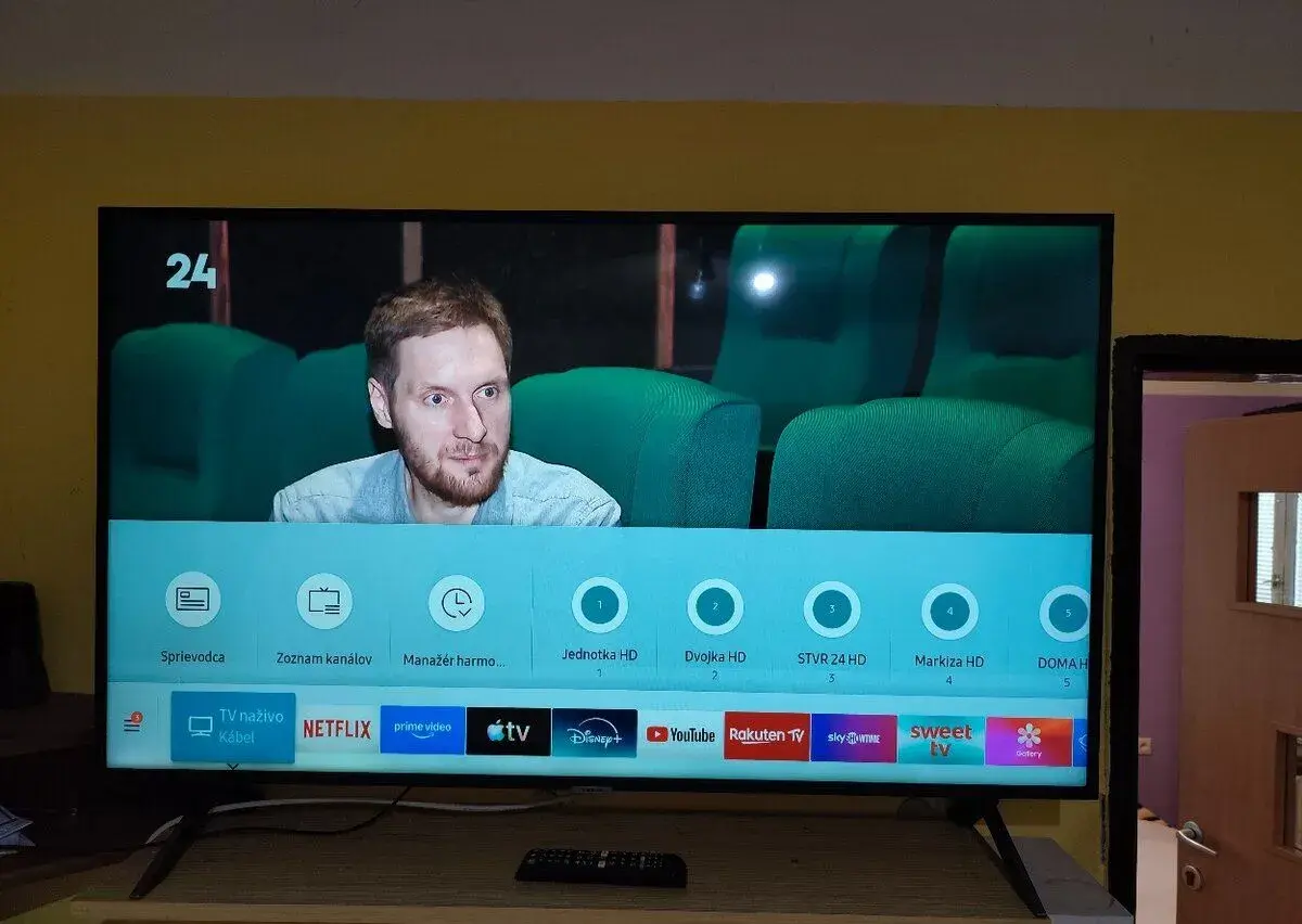 Samsung UE49NU7172U