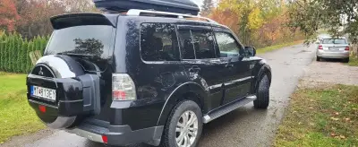 Mitsubishi Pajero – 2002, 14 km