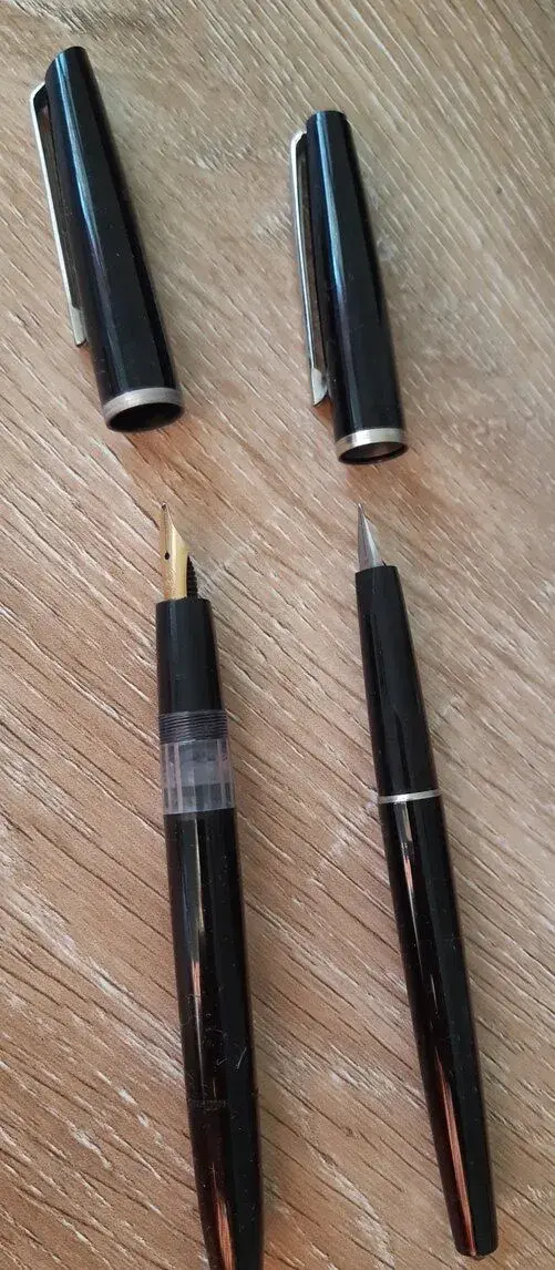 Retro plniace pera Centropen