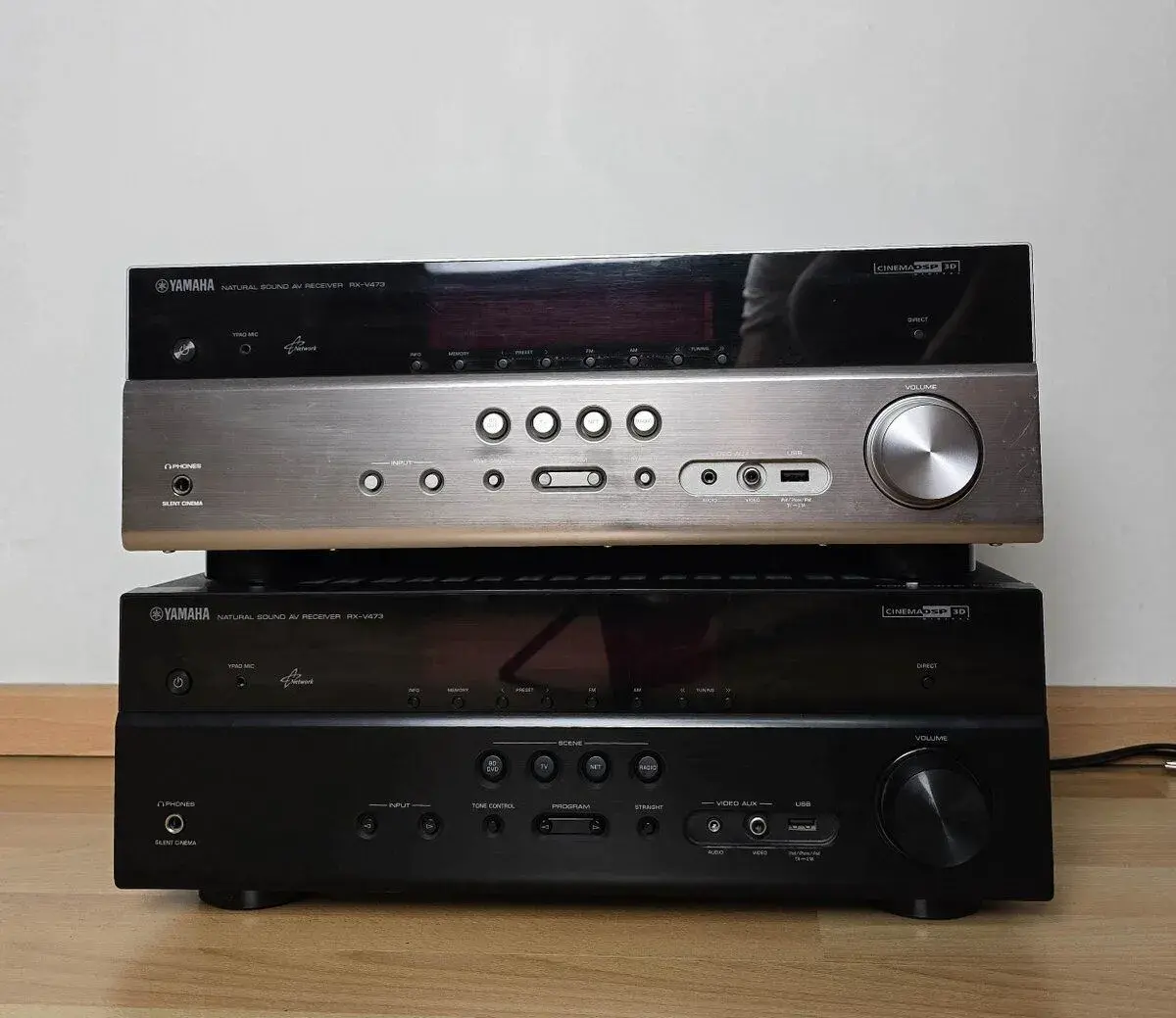 Yamaha RX-V473 / AirPlay Spotify internet radio USB