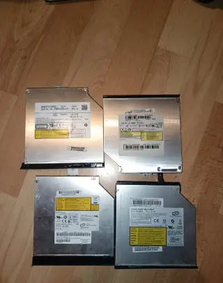 4x DVD mechaniky do notebooku