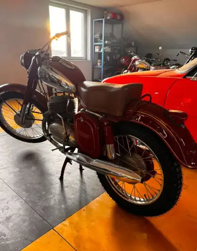 Jawa 350 libenak
