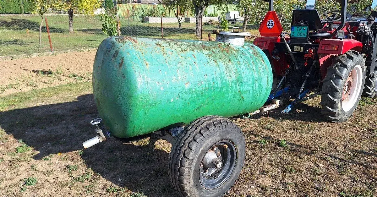 Cisterna za traktor